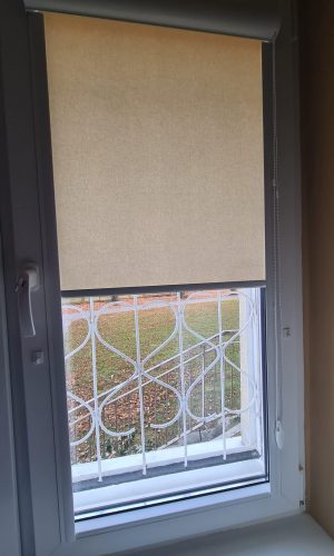 Wewnętrzne rolety materiałowe w kasecie i prowadnicach