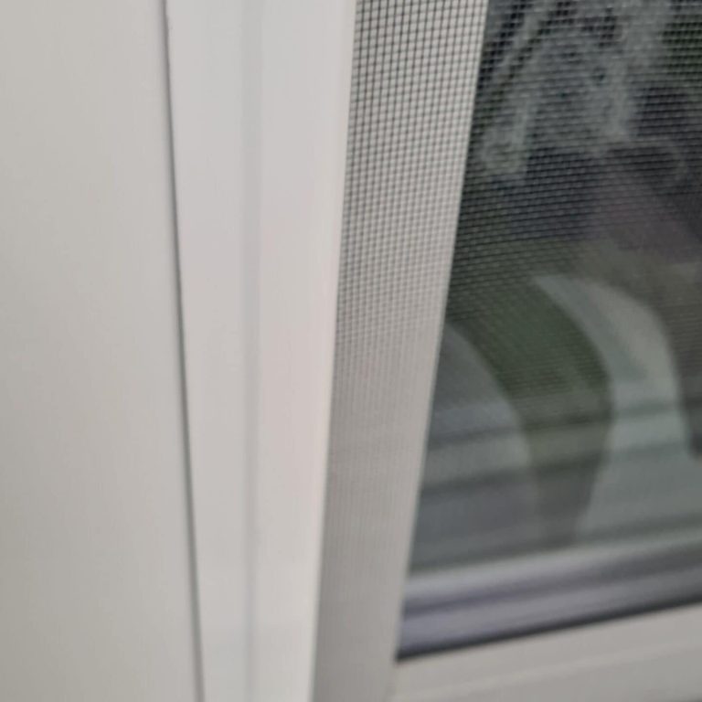 Szczelnie dopasowana moskitiera ramkowa w Gdańsku Przymorze.